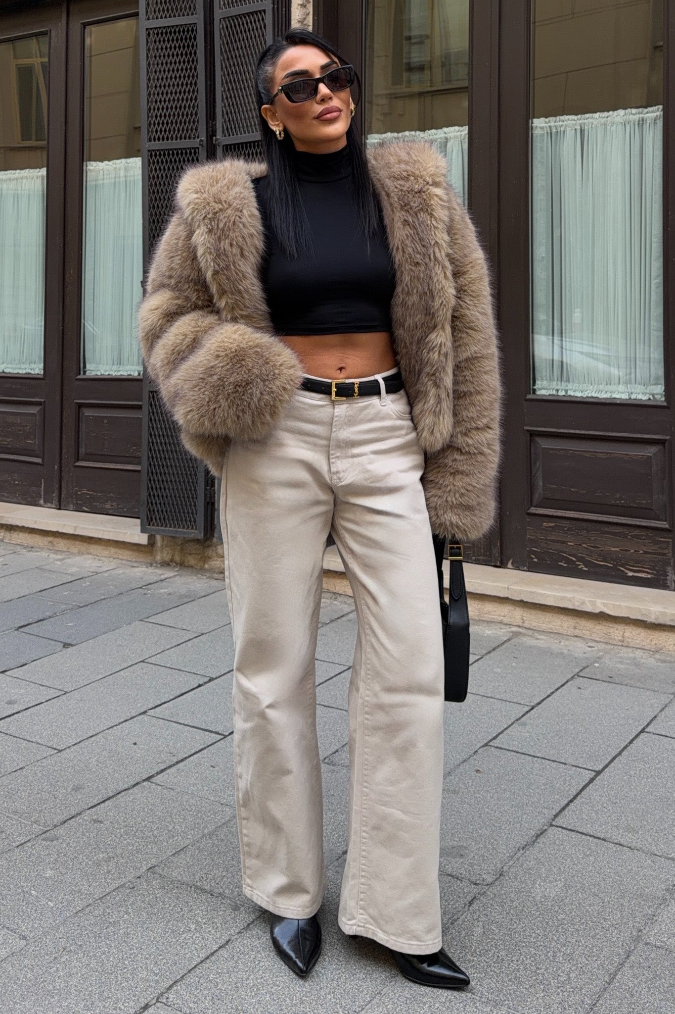 Jeans mit weitem Bein und tiefem Bund
