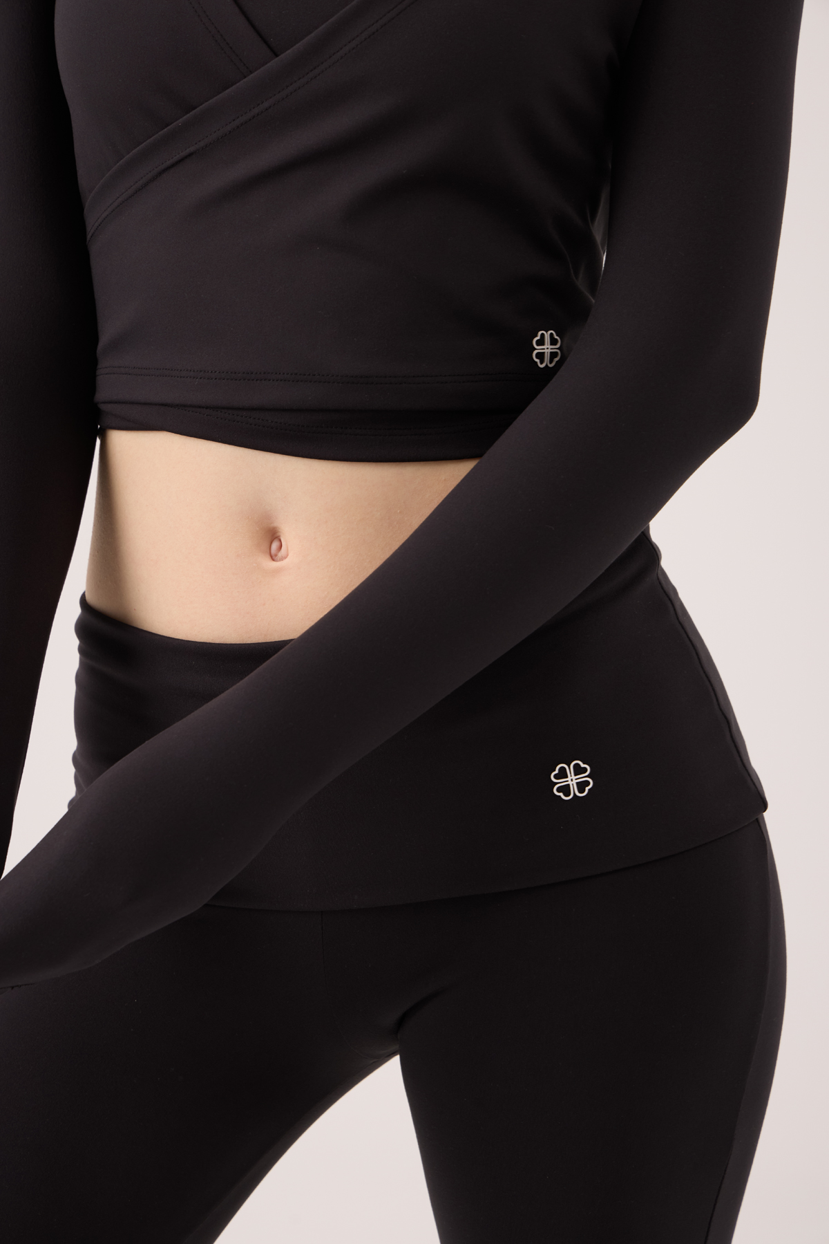 SPORT WICKEL CROP TOP LANGARM