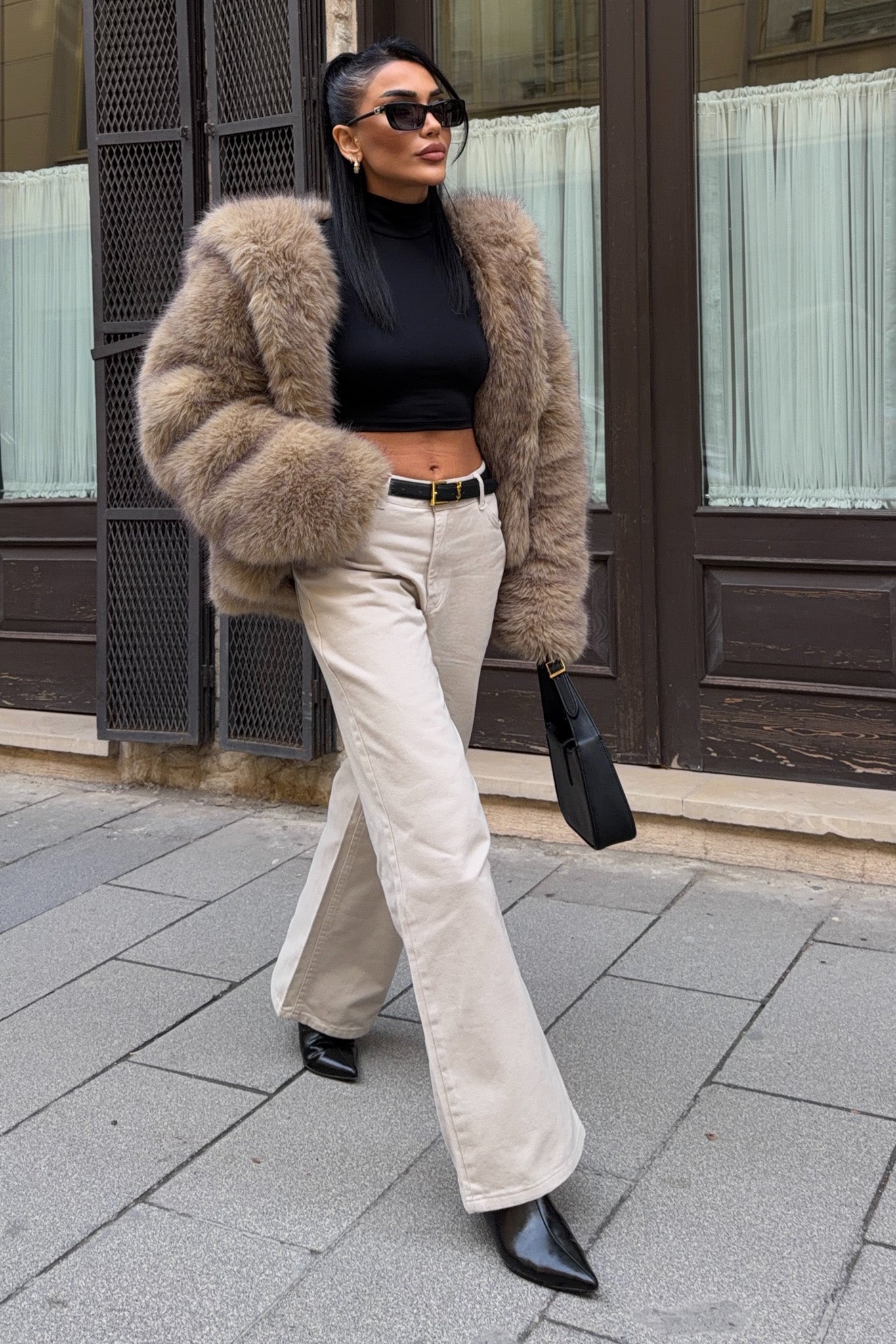 Jeans mit weitem Bein und tiefem Bund